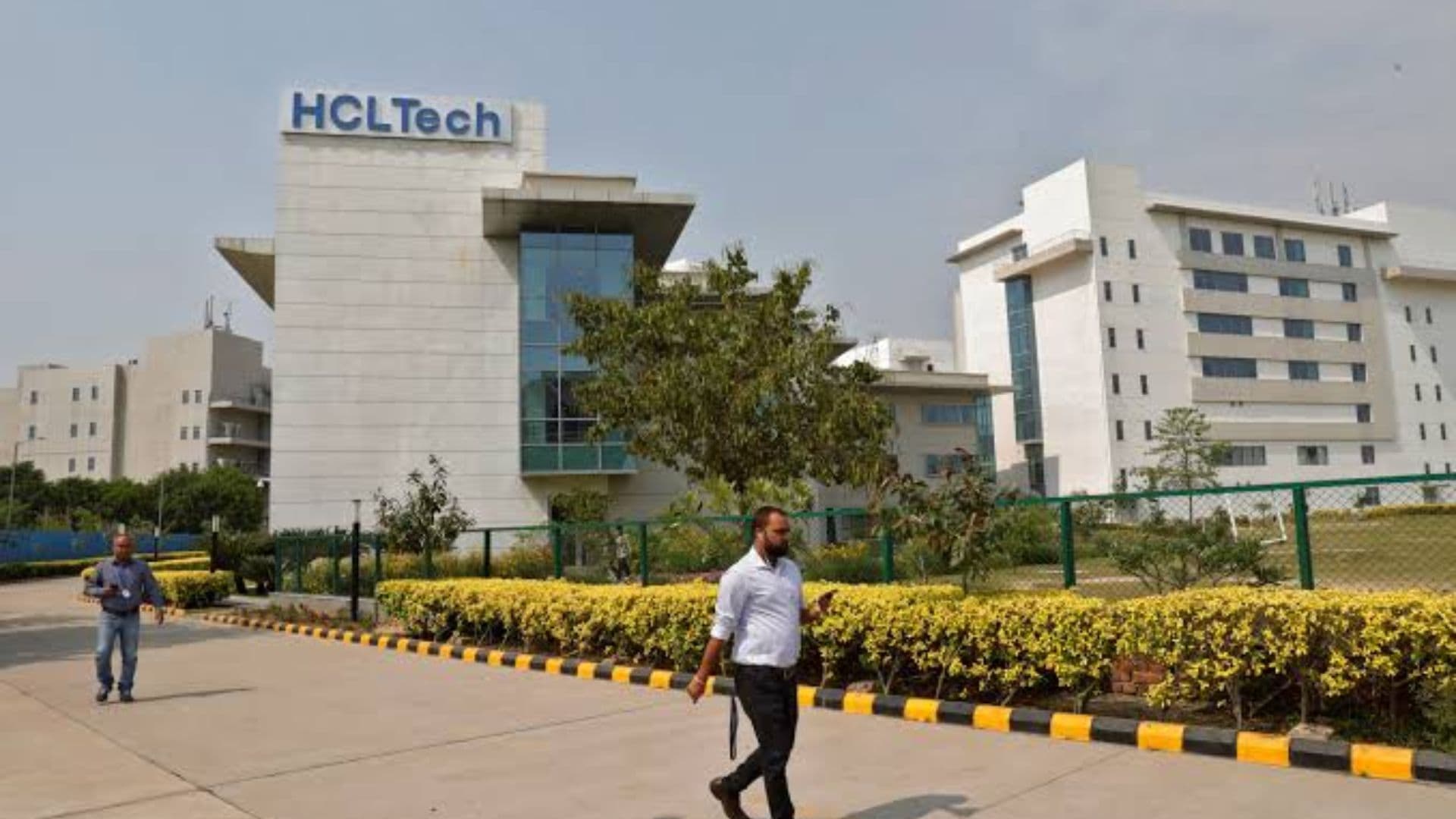 UAE's IHC and Adani Group Ink $11.5 Billion Aluminium Mega-Project in Odisha