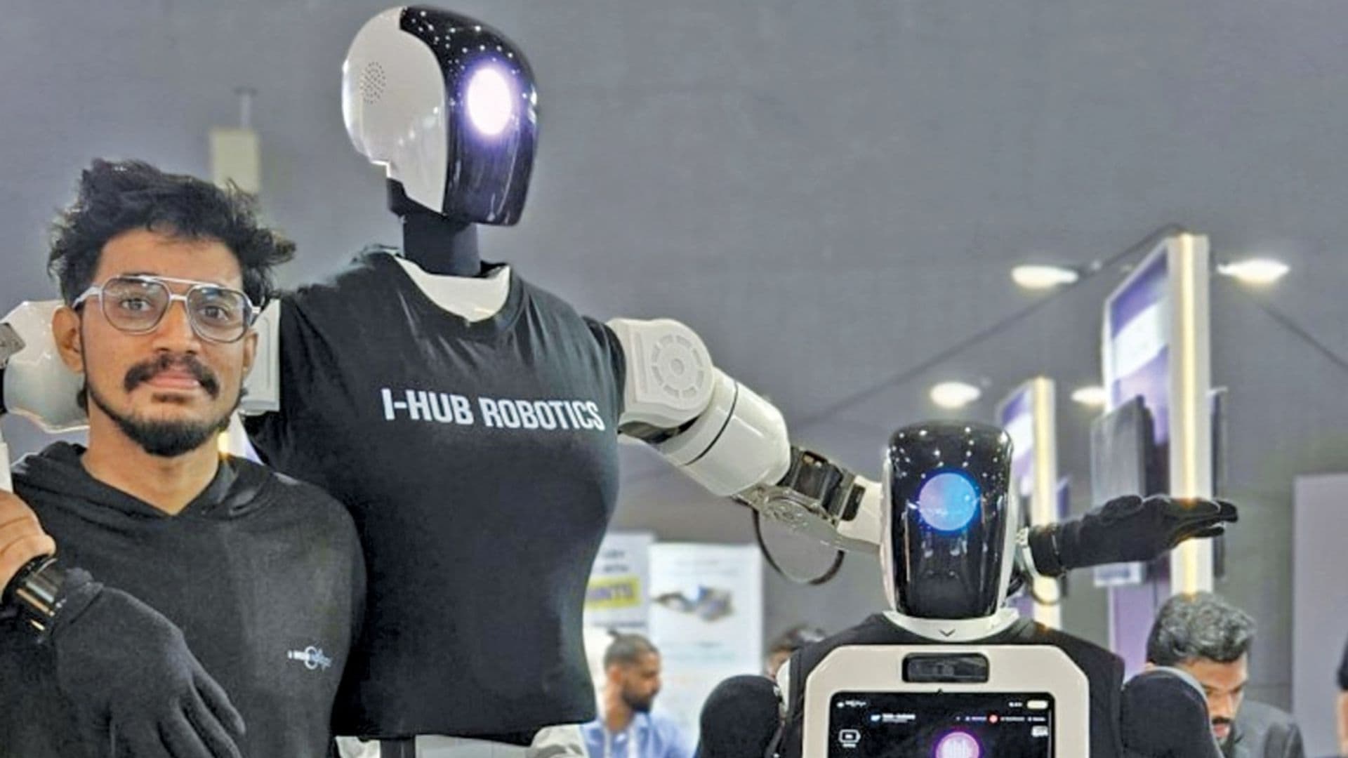 A Kerala Startup Is Building Robotic Suits to Help Paralysed Patients Walk Again, at a Fraction of the Import Cost