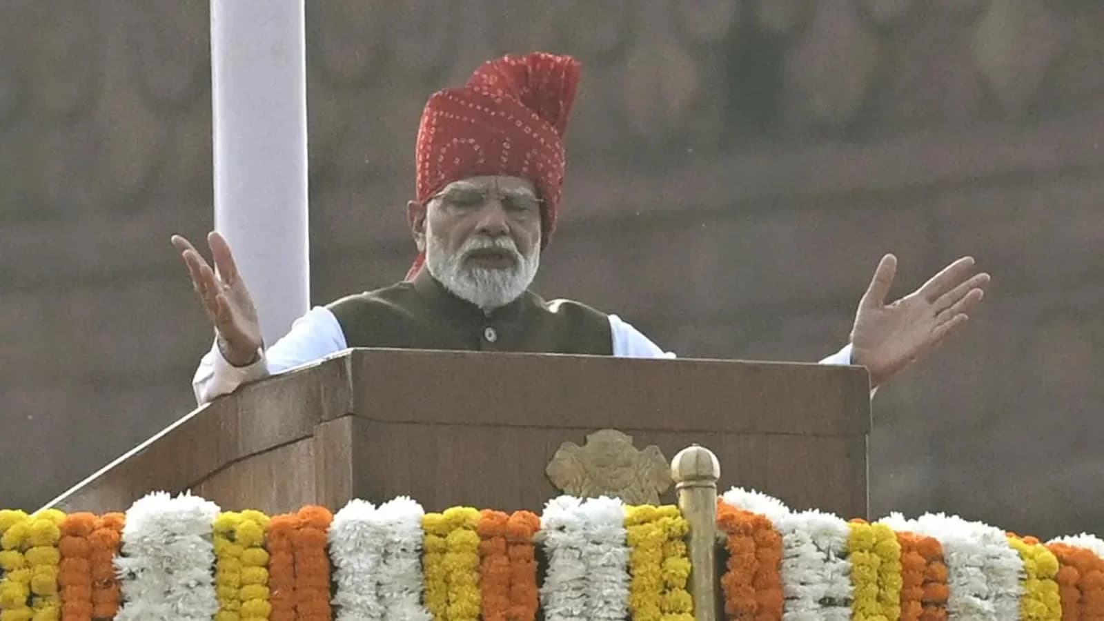 PM Modi urged India’s youth to pursue ambitions, highlighting ₹1 lakh crore innovation fund