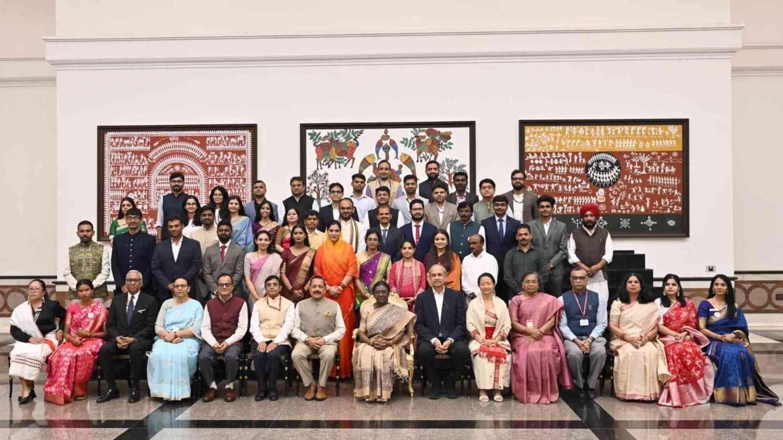 Startups of Odisha shone bright at the RashtrapatiBhavan exhibition